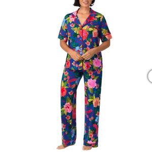 Room Service Women's Notch Collar Pajama Set